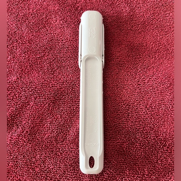 Pampered Chef adjustable measuring spoon - Picture 2 of 4